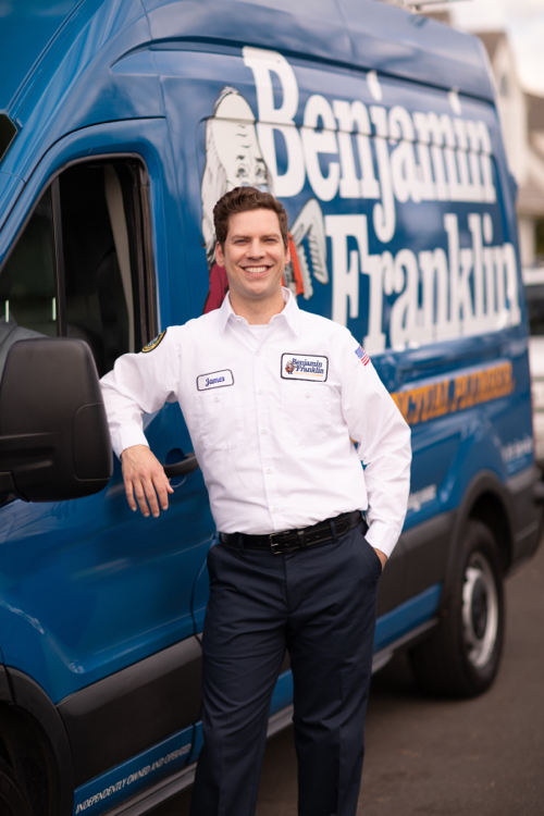 Service Minds Benjamin Franklin Plumbing tech arrived for Shower Repair Birmingham